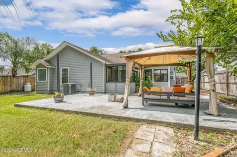 8621 Goodbys Trace Drive Jacksonville FL 32217
