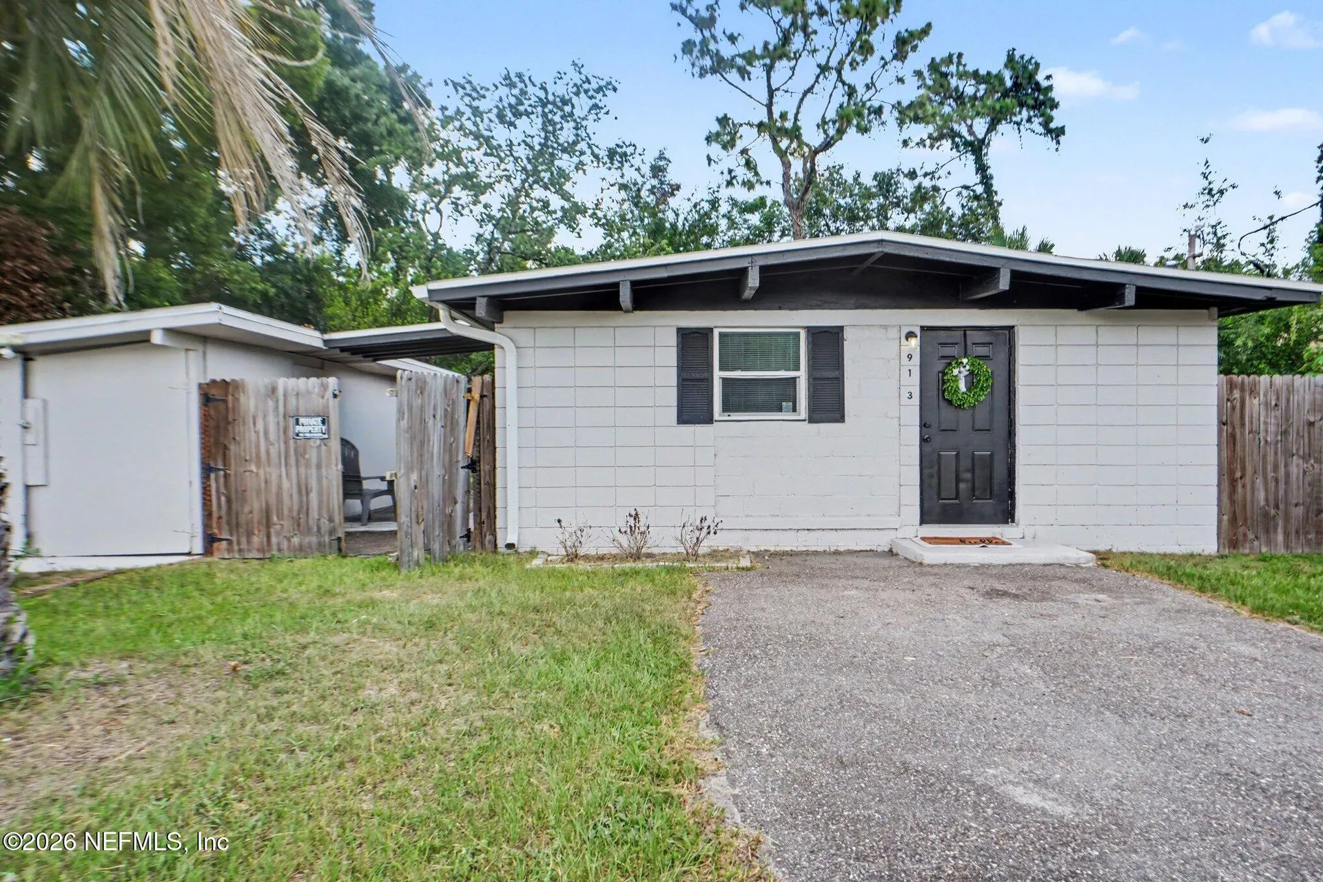 913 Depaul Drive Jacksonville FL 32218