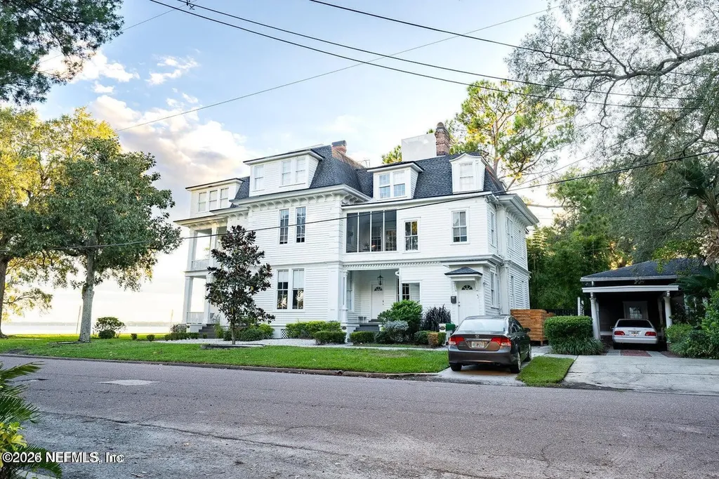 2105 River Boulevard Jacksonville FL 32204