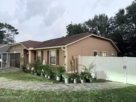 8005 Fleur De Lis Drive Jacksonville FL 32277