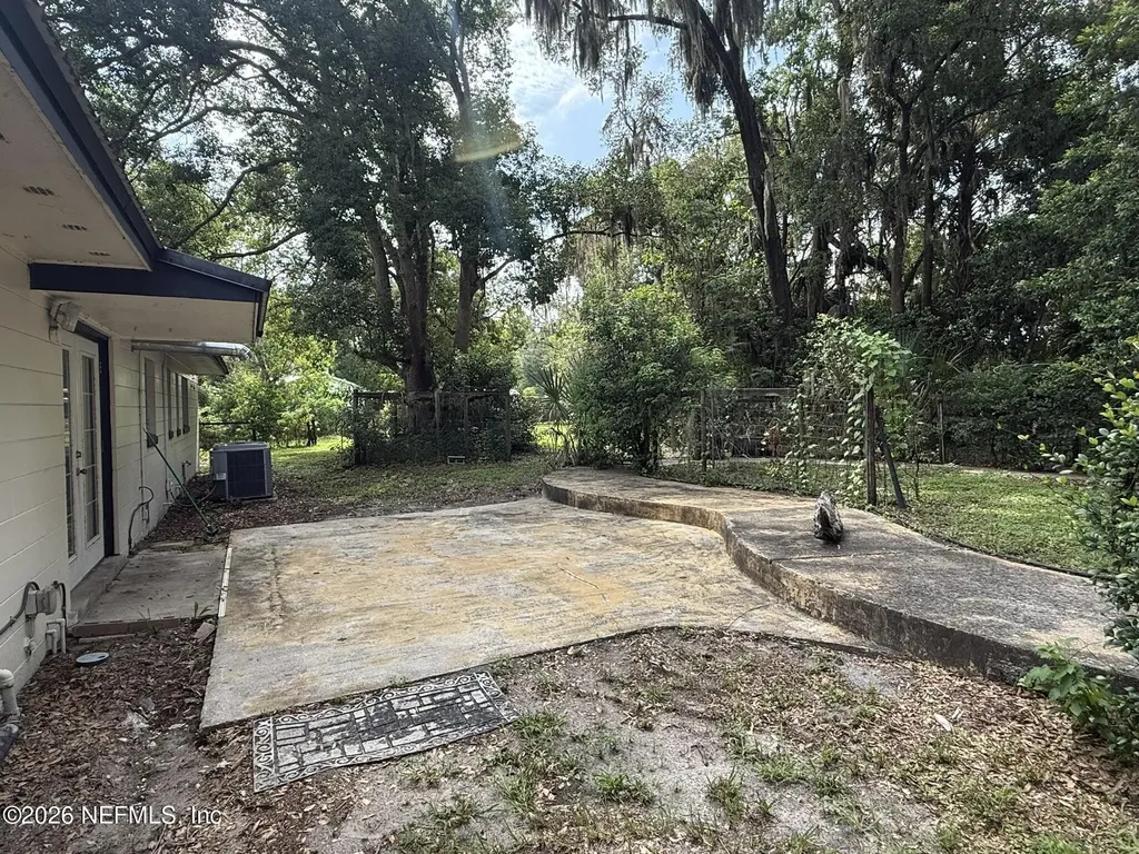 7451 Crill Avenue Palatka FL 32177