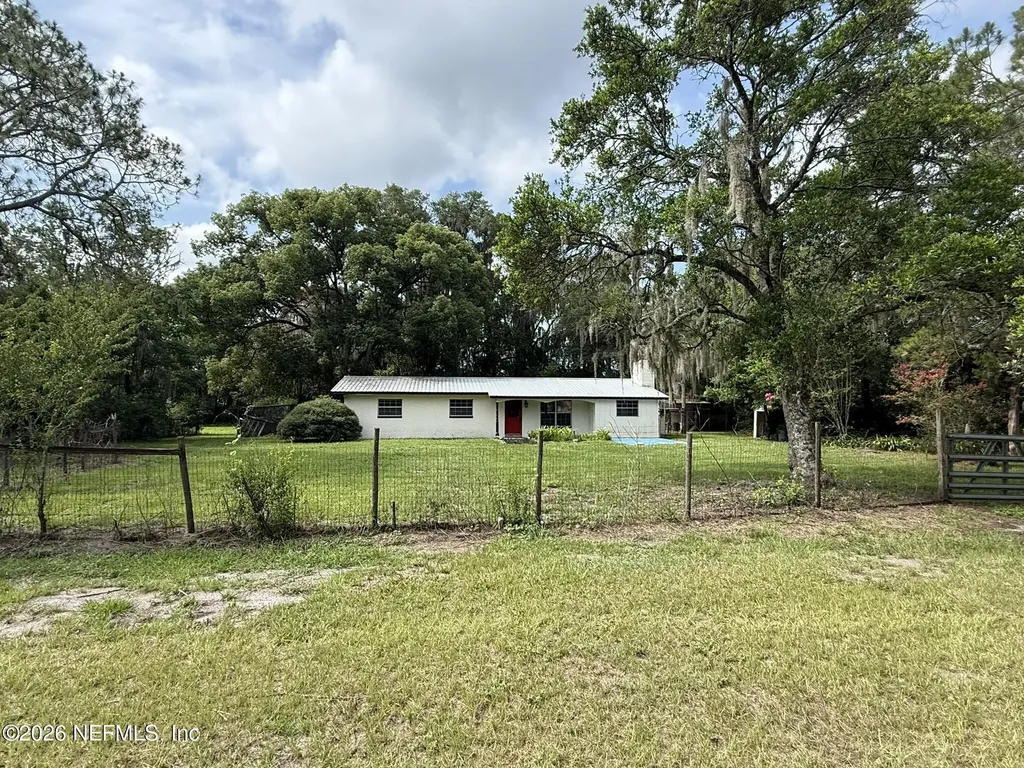 7451 Crill Avenue Palatka FL 32177
