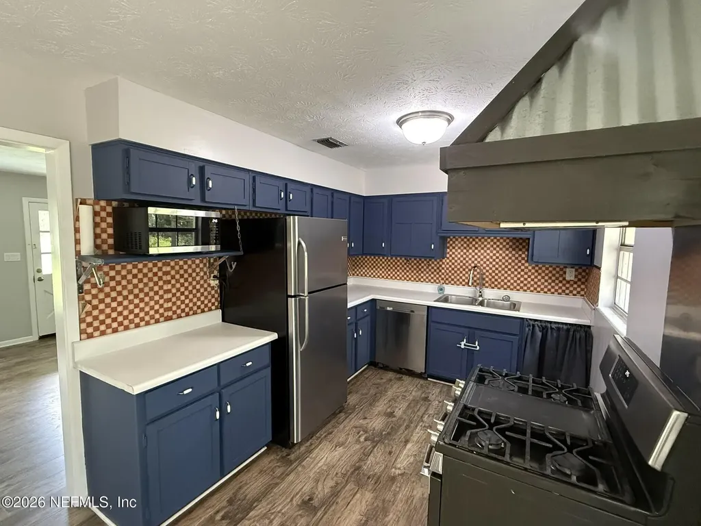 7451 Crill Avenue Palatka FL 32177