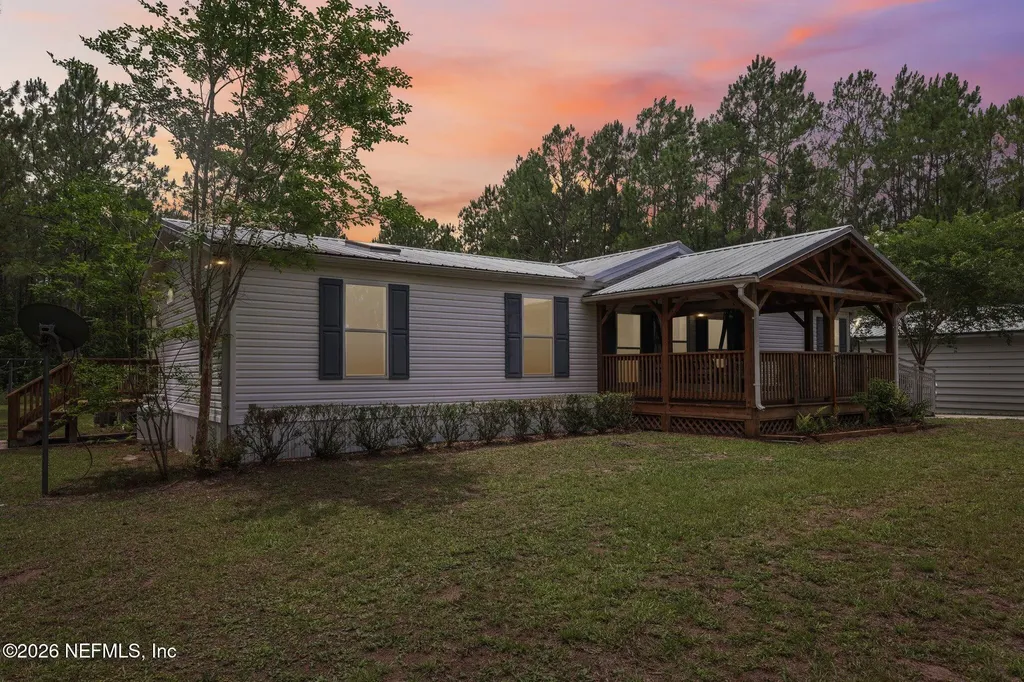 341 Volusian Forest Trail Pierson FL 32180