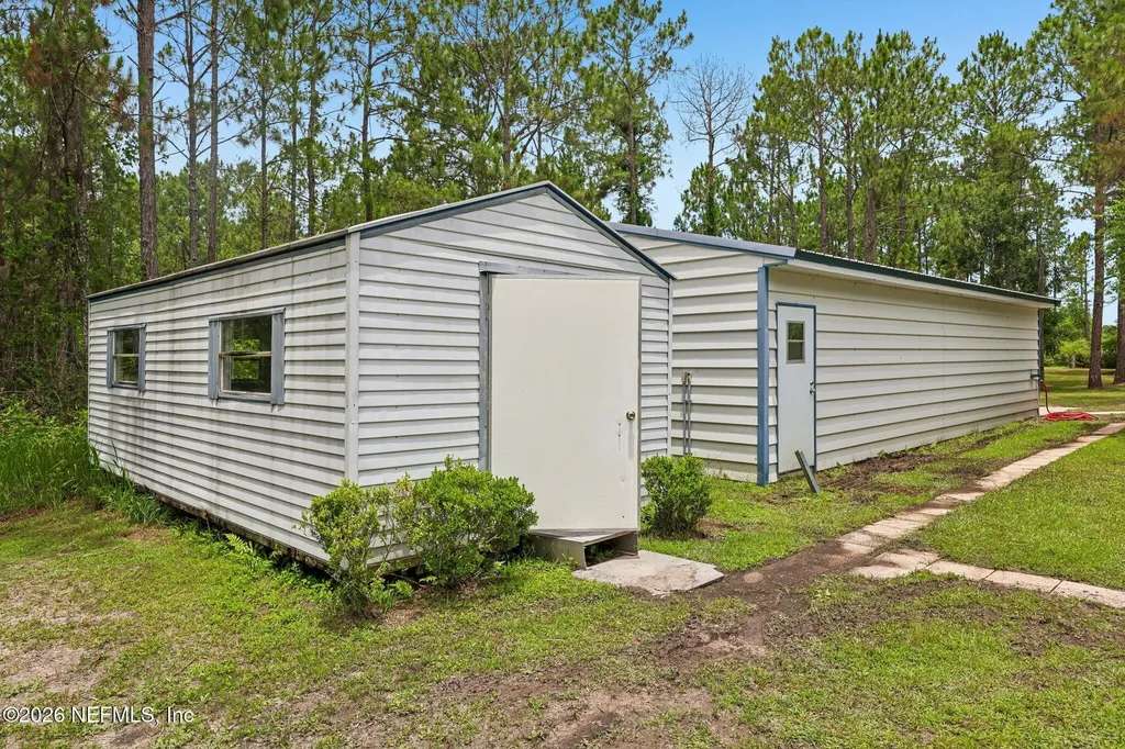 341 Volusian Forest Trail Pierson FL 32180