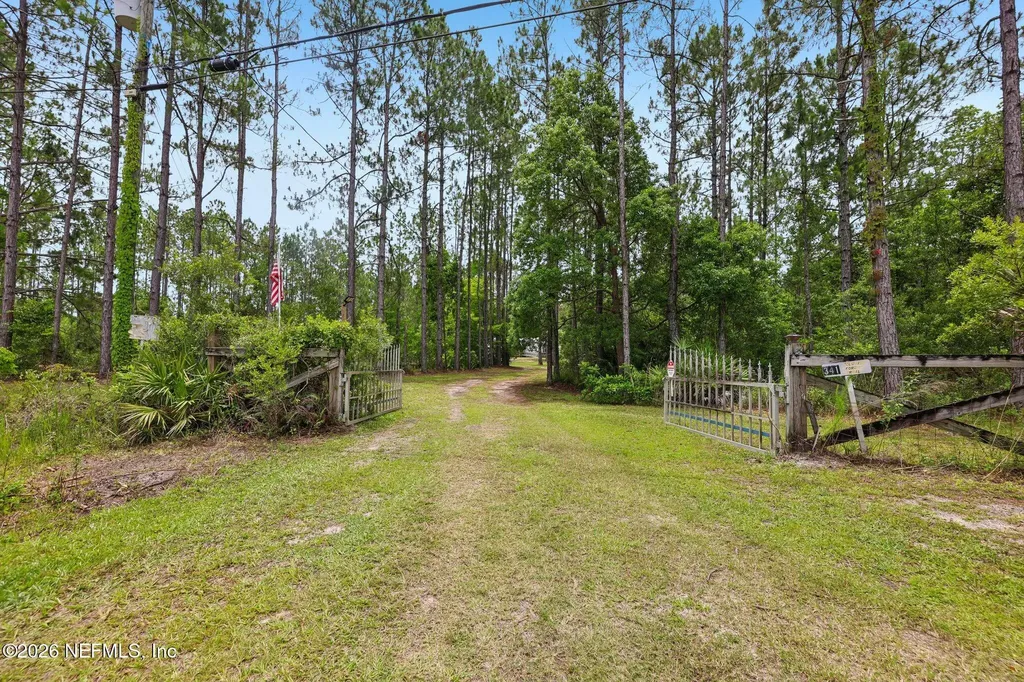 341 Volusian Forest Trail Pierson FL 32180