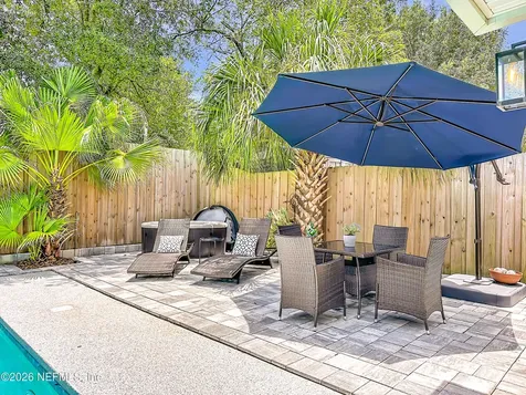 2025 Derringer Road Jacksonville FL 32225