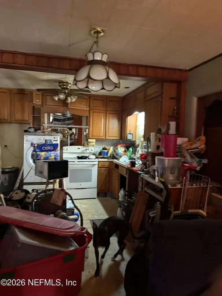 306 Eucalyptus Avenue Crescent City FL 32112