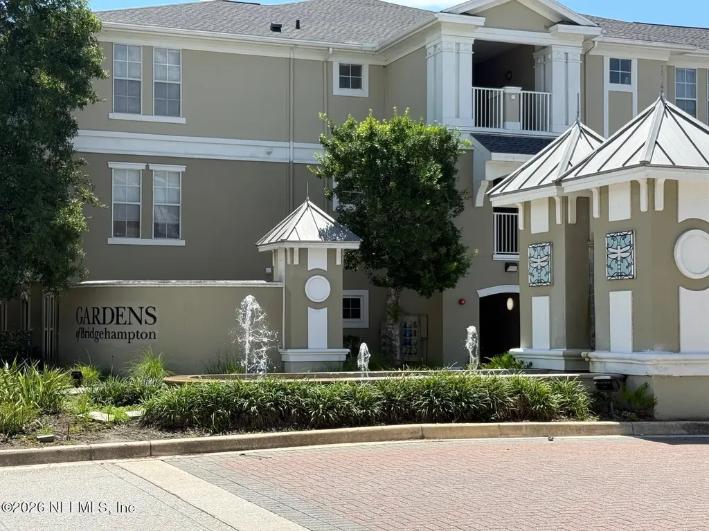 8290 Gate Parkway W Jacksonville FL 32216