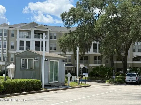 8290 Gate Parkway W Jacksonville FL 32216