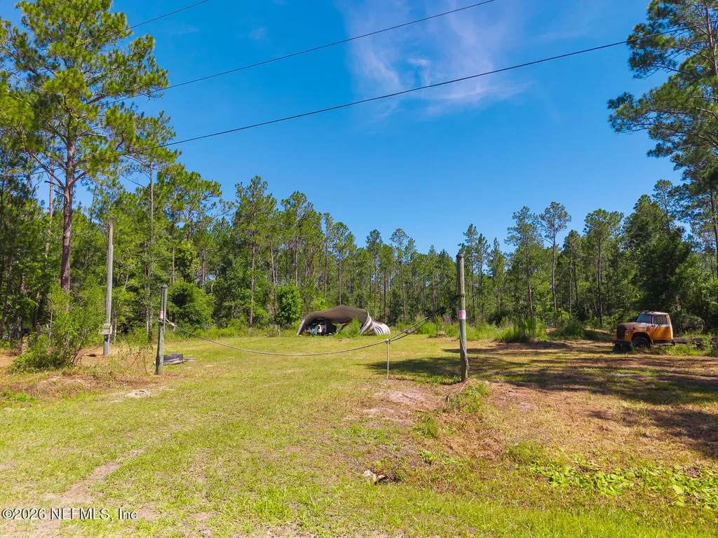 4310 Susan Street Hastings FL 32145