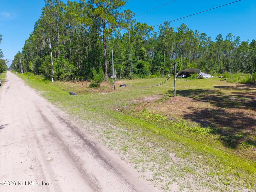 4310 Susan Street Hastings FL 32145