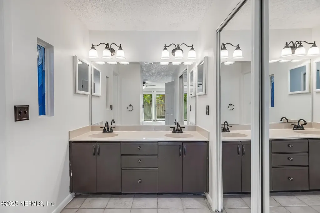 4765 Marsh Hammock Drive W Jacksonville FL 32224