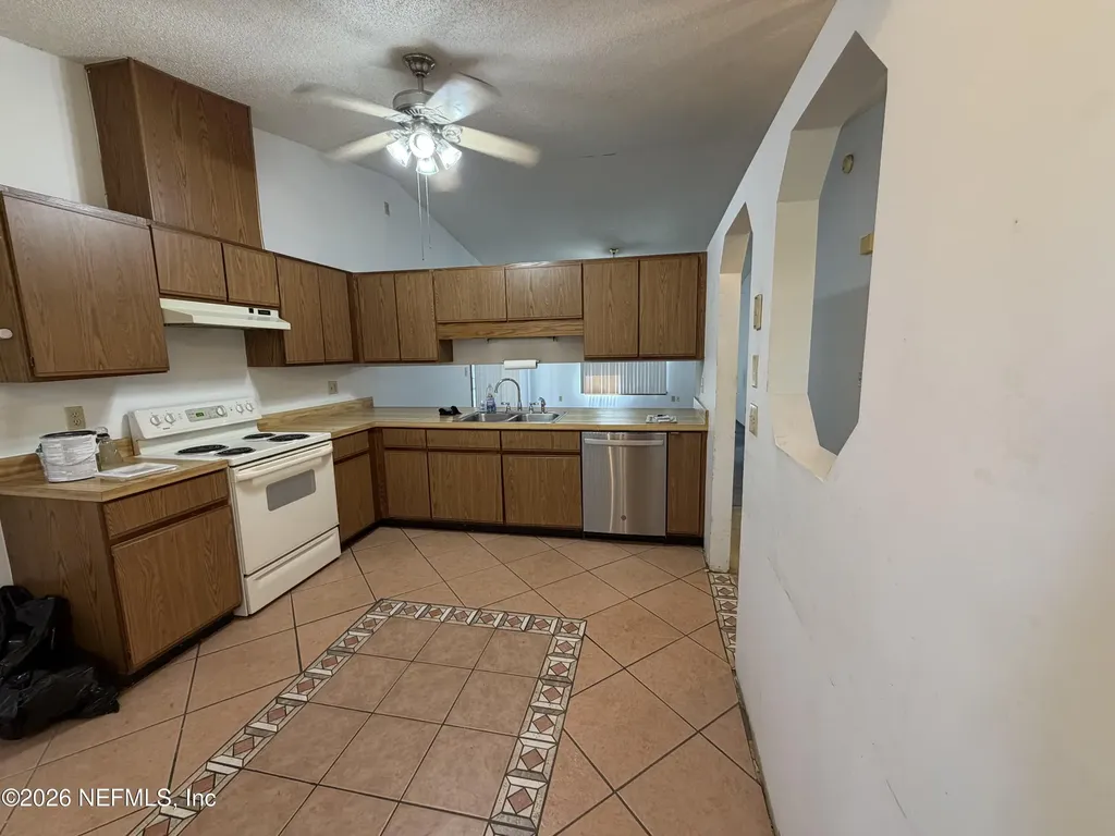 1796 Killarn Circle Middleburg FL 32068
