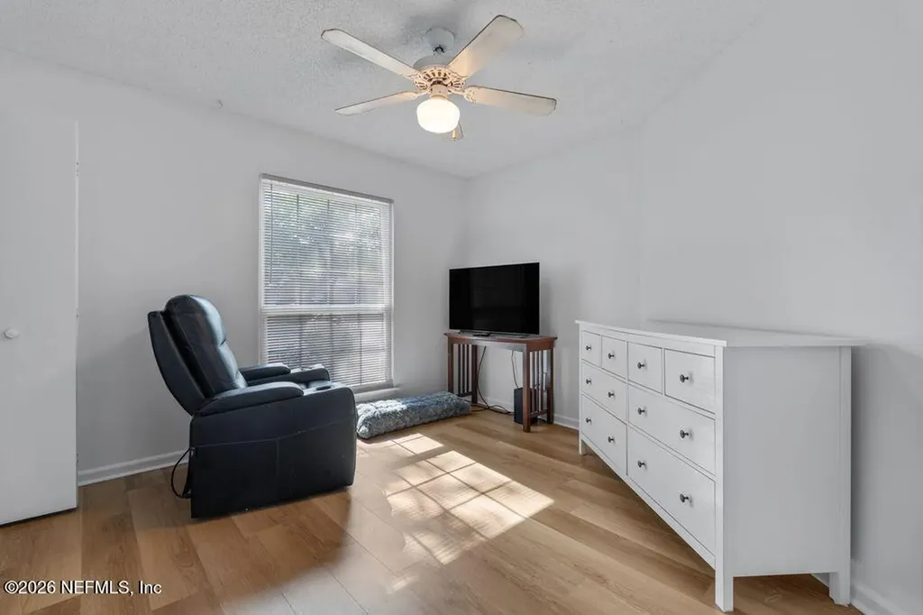 3823 Union Pacific Drive W Jacksonville FL 32246