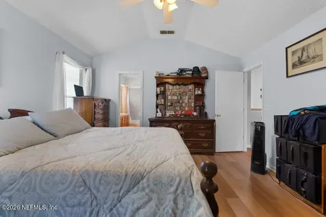 3823 Union Pacific Drive W Jacksonville FL 32246