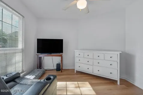 3823 Union Pacific Drive W Jacksonville FL 32246