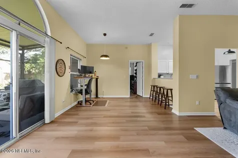 3823 Union Pacific Drive W Jacksonville FL 32246