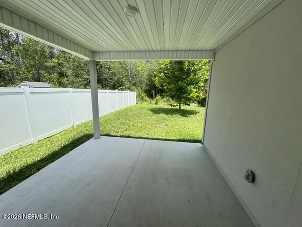 7816 Island Fox Road Jacksonville FL 32222