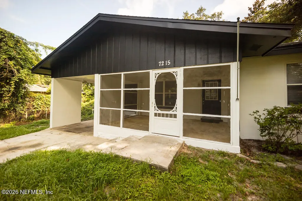 7215 Berry Avenue Jacksonville FL 32211