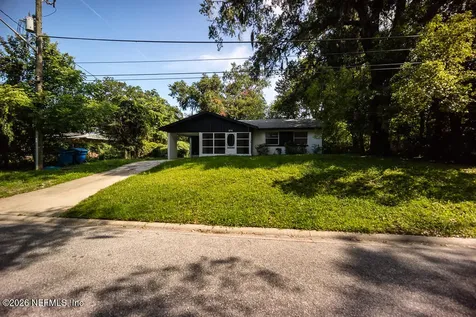 7215 Berry Avenue Jacksonville FL 32211