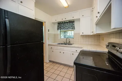7215 Berry Avenue Jacksonville FL 32211