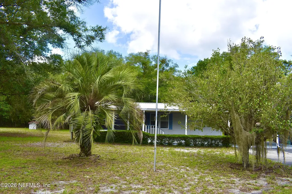 117 Carolyn Court Pomona Park FL 32181