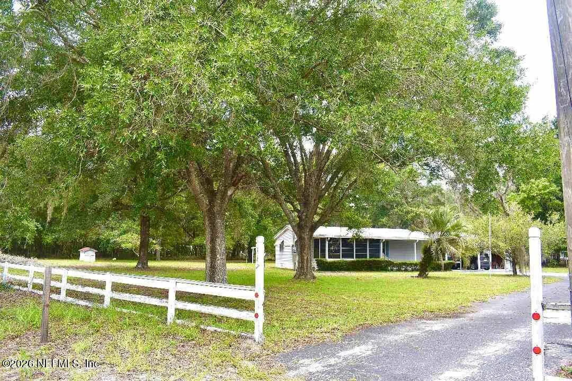 117 Carolyn Court Pomona Park FL 32181