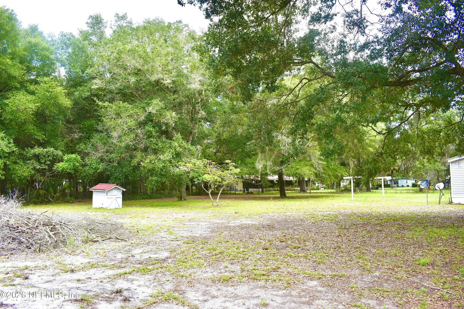 117 Carolyn Court Pomona Park FL 32181