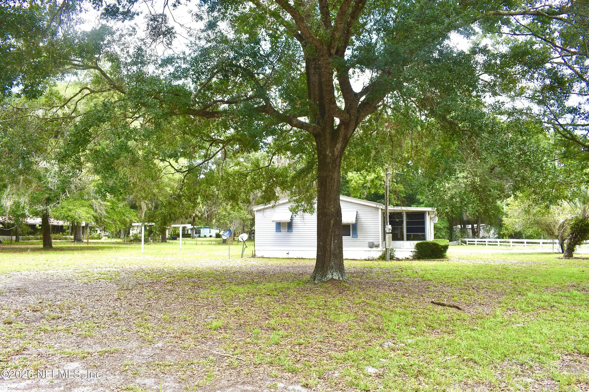 117 Carolyn Court Pomona Park FL 32181