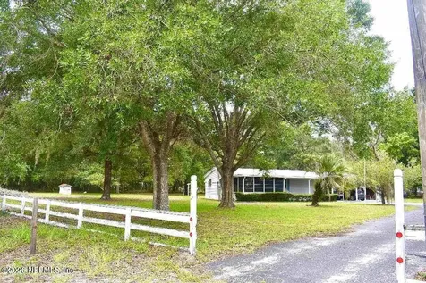 117 Carolyn Court Pomona Park FL 32181