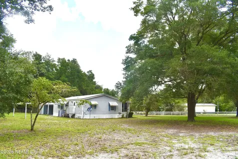 117 Carolyn Court Pomona Park FL 32181