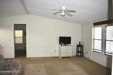117 Carolyn Court Pomona Park FL 32181