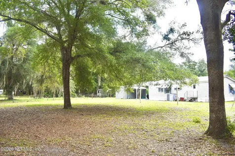 117 Carolyn Court Pomona Park FL 32181