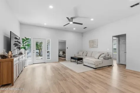 13486 Las Brisas Way Jacksonville FL 32224