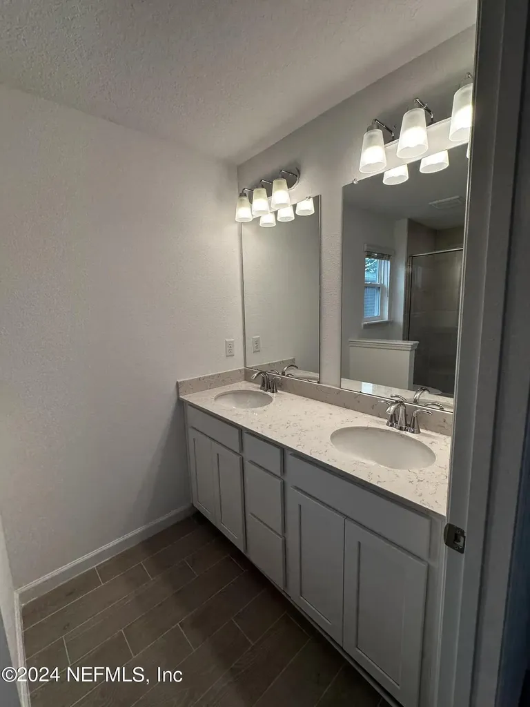 4387 Leeward Breeze Loop Middleburg FL 32068