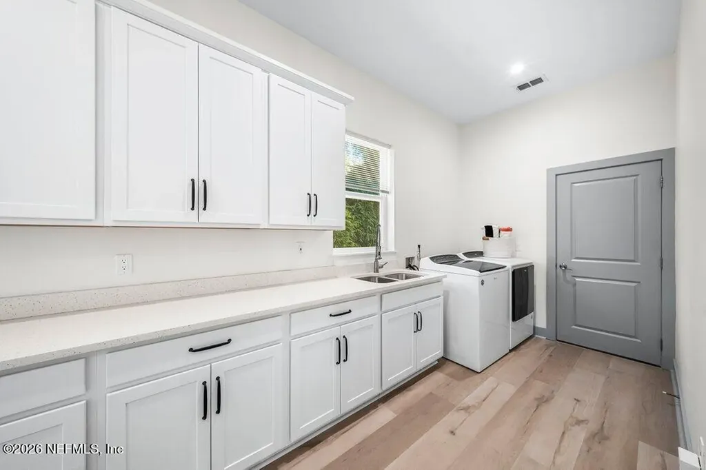 411 A N Roscoe Boulevard Ponte Vedra Beach FL 32082