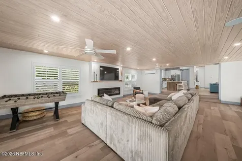 411 A N Roscoe Boulevard Ponte Vedra Beach FL 32082