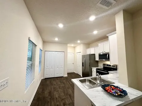 336 Aralia Lane Jacksonville FL 32216