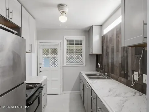 402 W 63rd Street Jacksonville FL 32208
