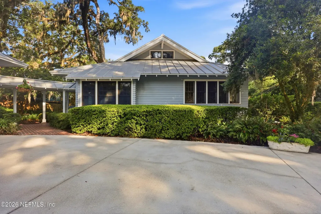 4002 Mcgirts Boulevard Jacksonville FL 32210