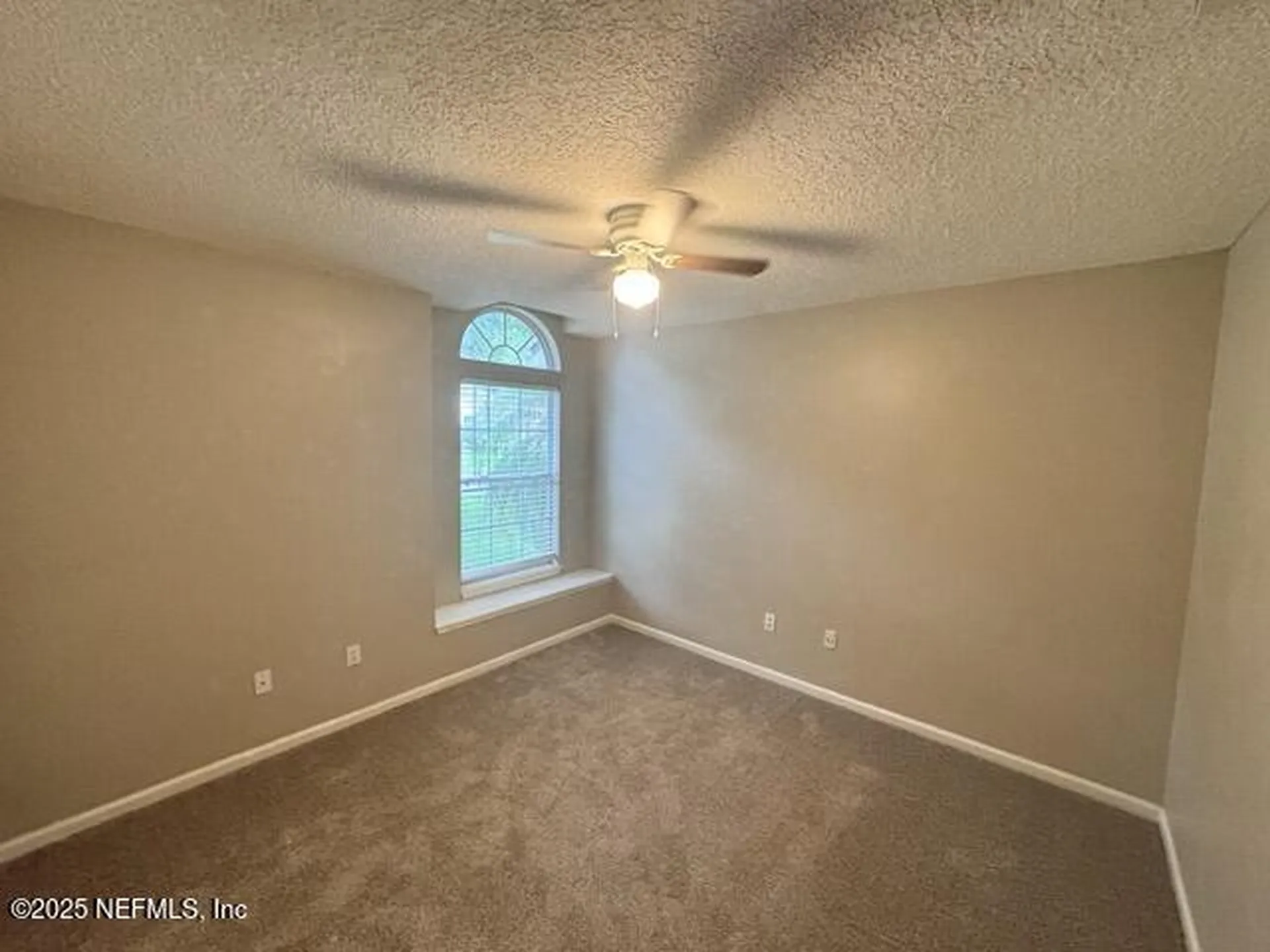 109 Hawthorn Hedge Lane Jacksonville FL 32259
