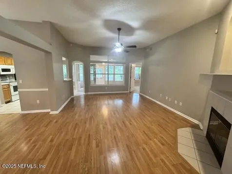 109 Hawthorn Hedge Lane Jacksonville FL 32259