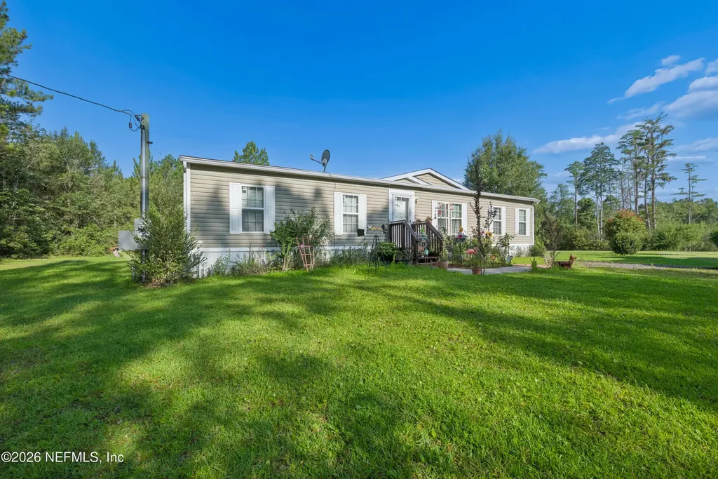 9874 Cedar Creek Farms Road Glen St. Mary FL 32040