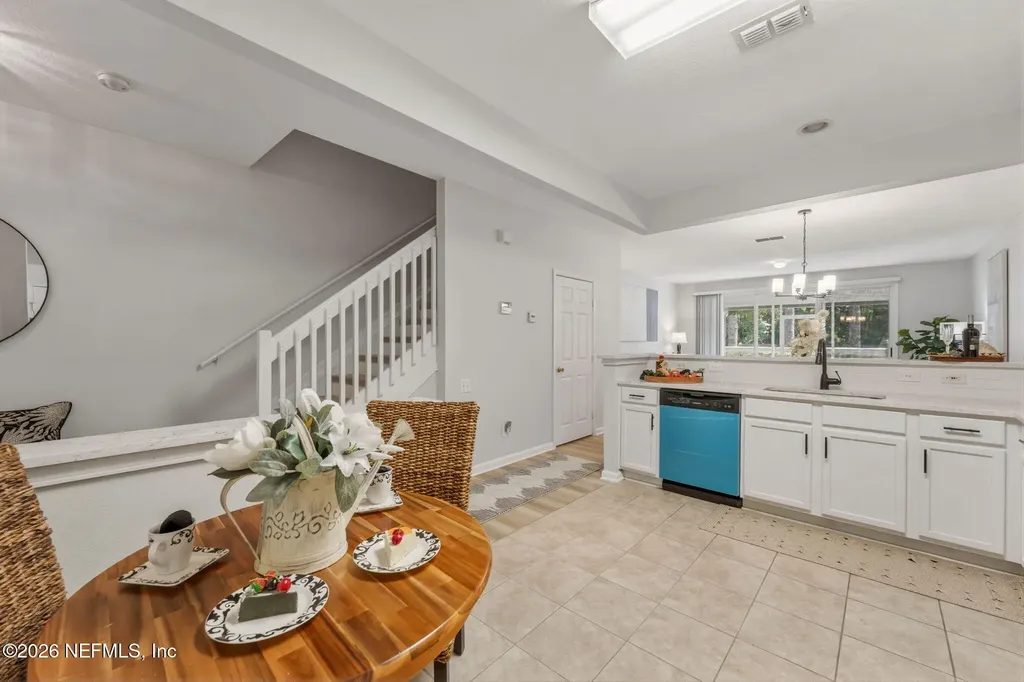 7990 Baymeadows Road E Jacksonville FL 32256