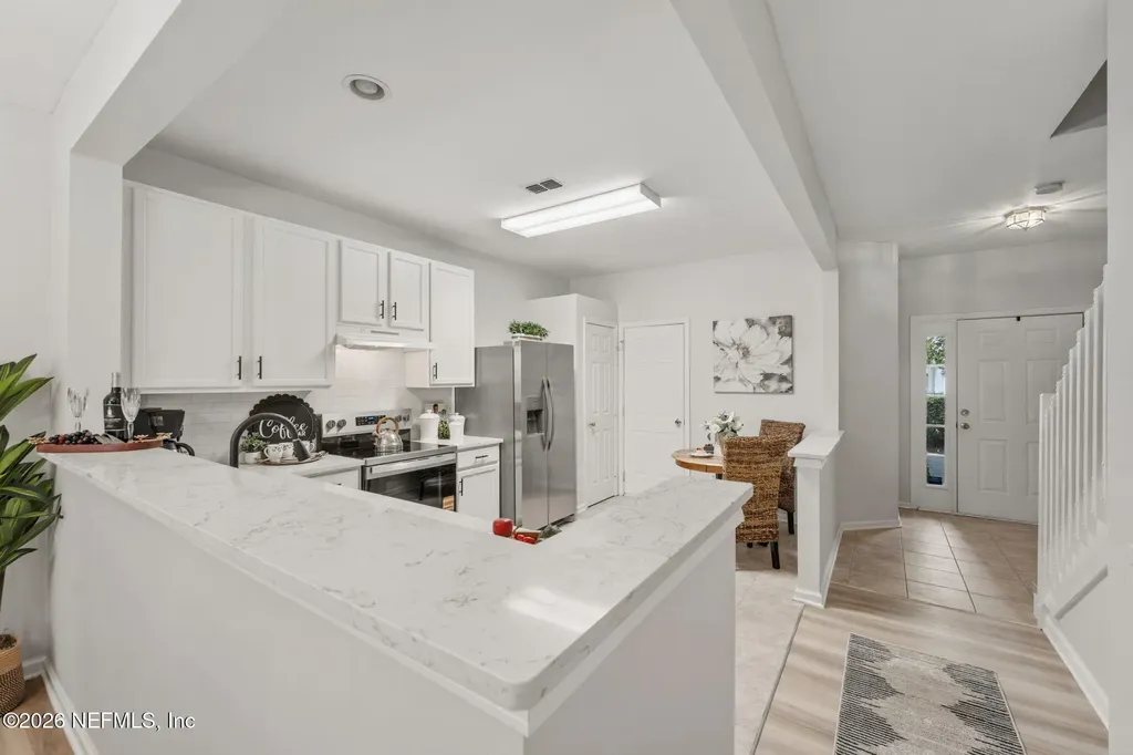 7990 Baymeadows Road E Jacksonville FL 32256