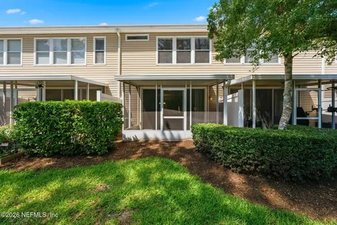 7990 Baymeadows Road E Jacksonville FL 32256