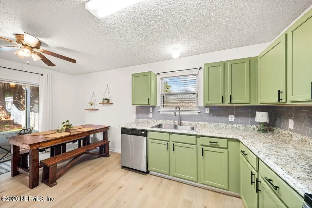 1845 Forsyth Court Atlantic Beach FL 32233