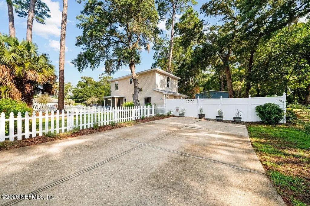 1845 Forsyth Court Atlantic Beach FL 32233