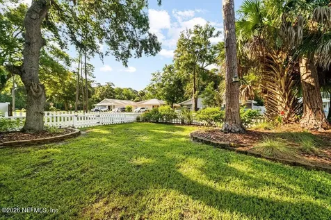 1845 Forsyth Court Atlantic Beach FL 32233